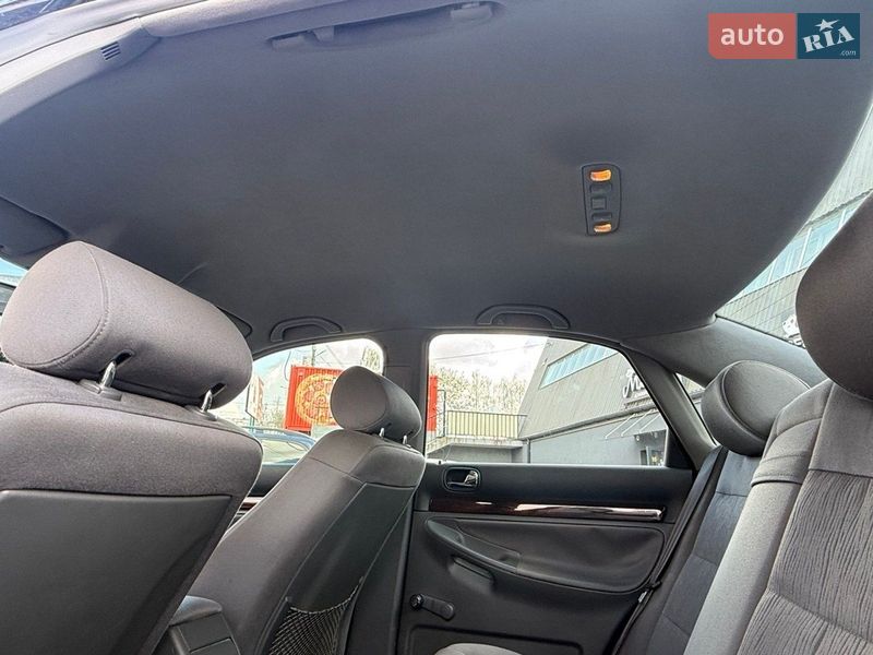 Седан Audi A4 1999 в Ровно
