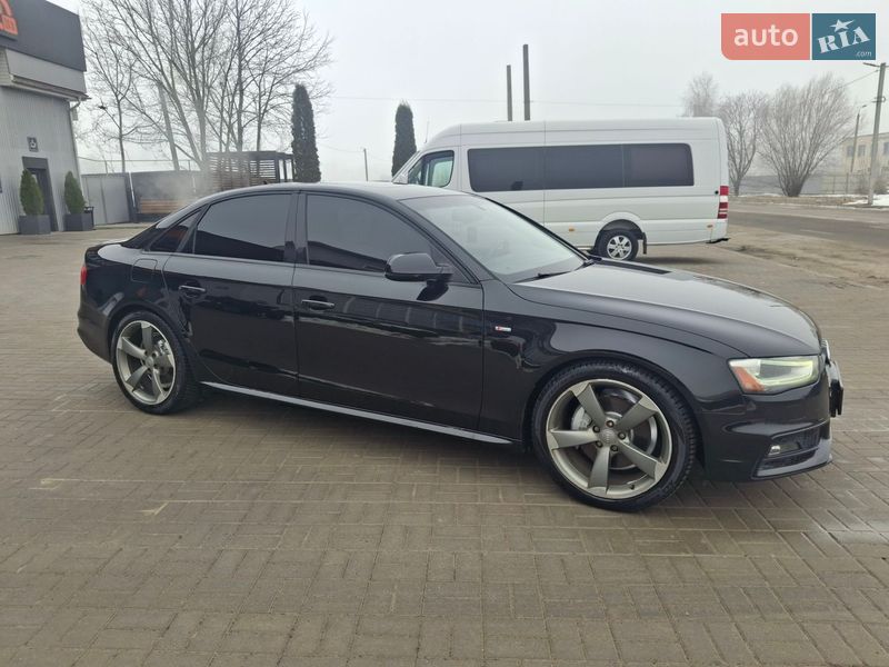 Седан Audi A4 2015 в Кам'янець-Подільському