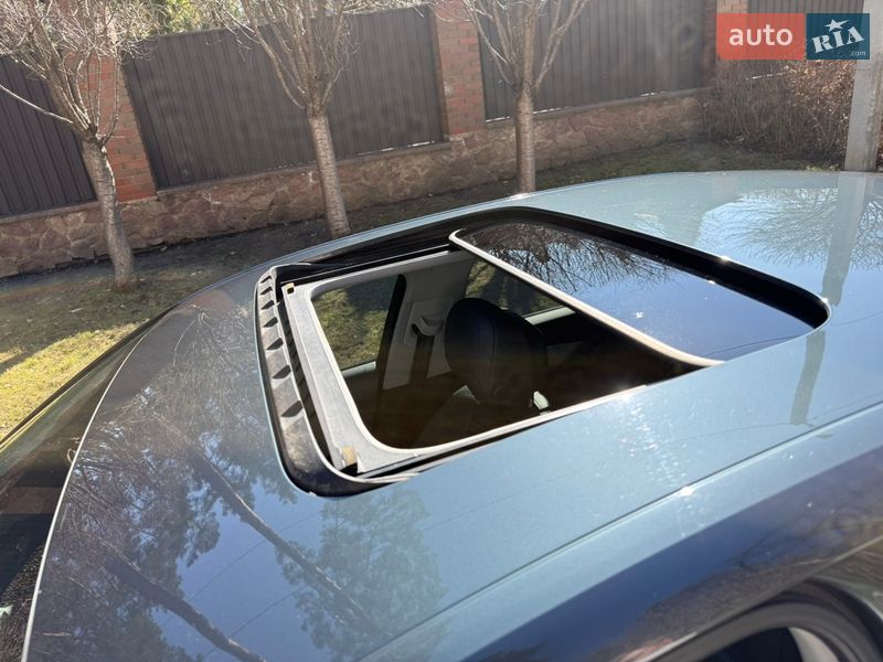 Седан Audi A4 2017 в Киеве