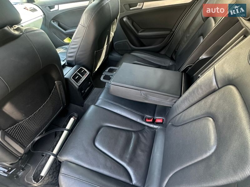 Универсал Audi A4 2010 в Луцке
