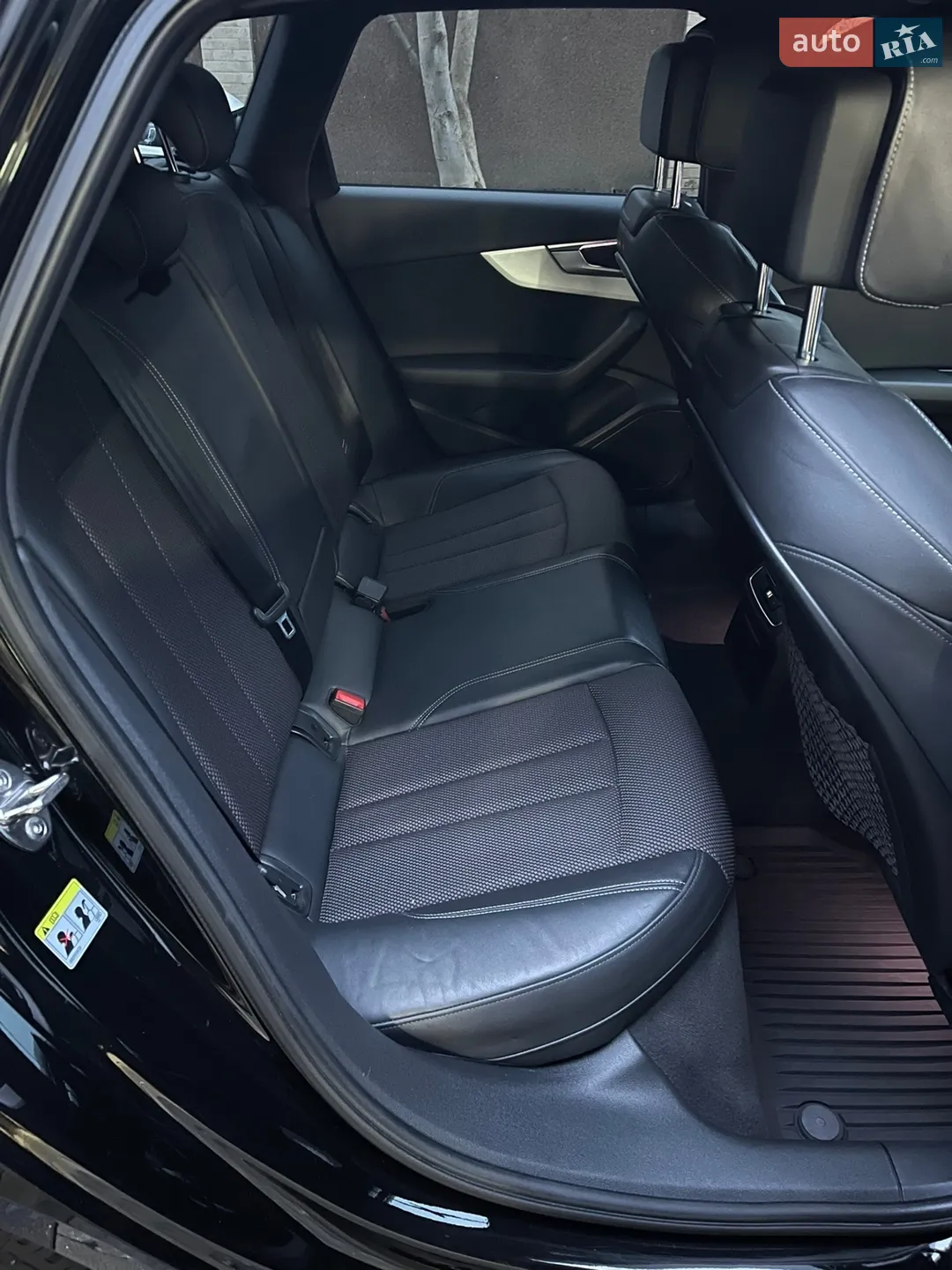 2017 Audi A4 - мініатюра 12