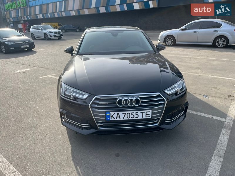Седан Audi A4 2018 в Киеве