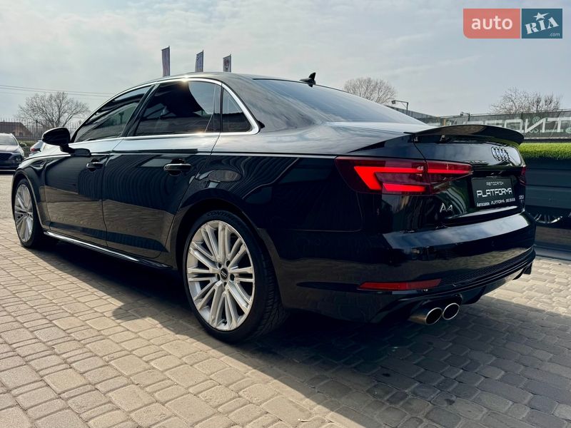 Седан Audi A4 2016 в Києві