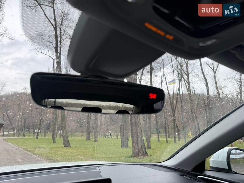 Седан Audi A4 2017 в Киеве