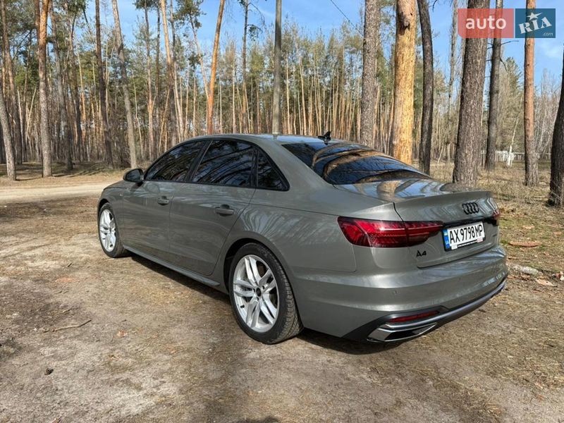 Седан Audi A4 2023 в Харькове