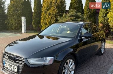 Седан Audi A4 2012 в Львове