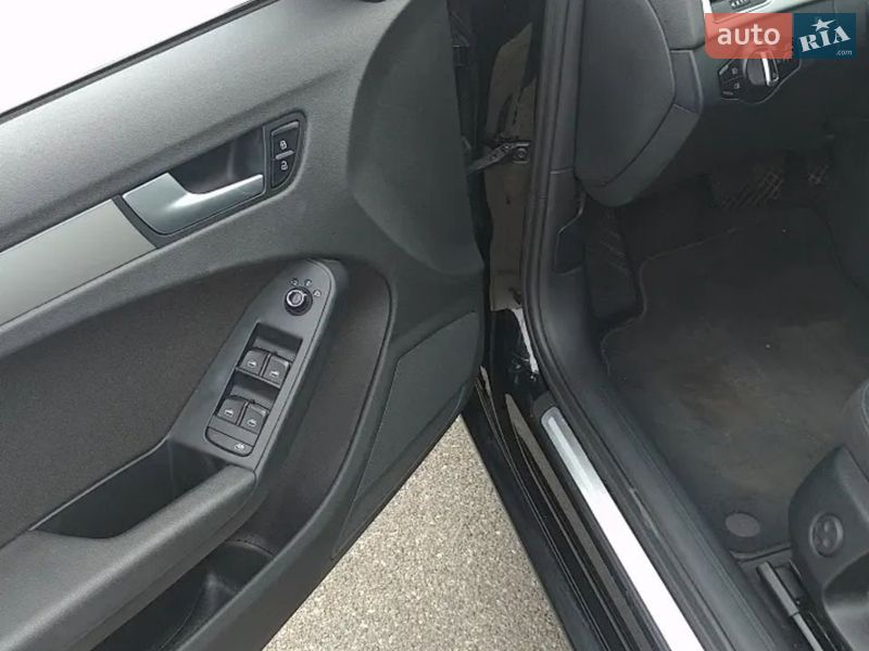 Универсал Audi A4 2012 в Киеве