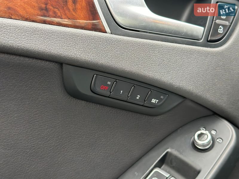 Седан Audi A4 2013 в Києві