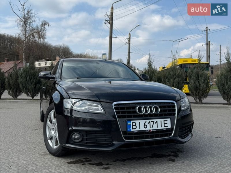 Седан Audi A4 2010 в Полтаві