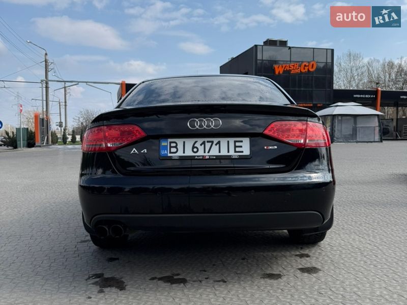 Седан Audi A4 2010 в Полтаві