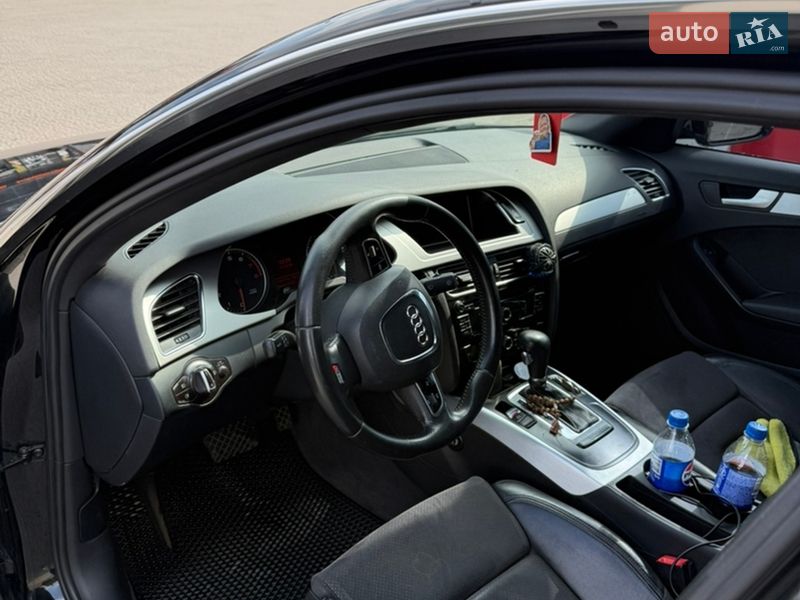 Седан Audi A4 2010 в Полтаві