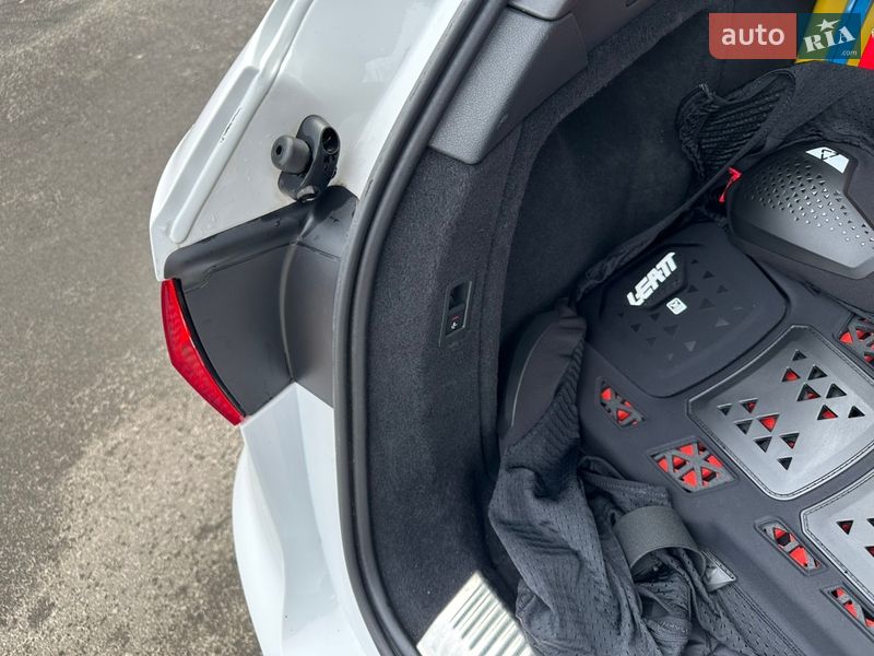 Универсал Audi A4 2019 в Киеве