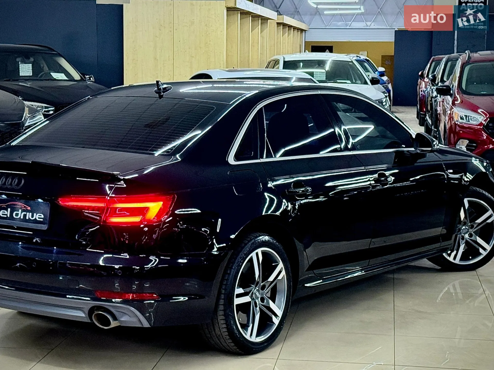 2017 Audi A4 - мініатюра 10