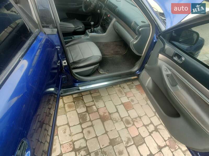 Седан Audi A4 2000 в Харькове