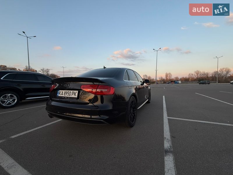Седан Audi A4 2013 в Києві