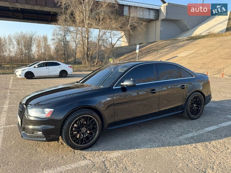 Седан Audi A4 2013 в Києві
