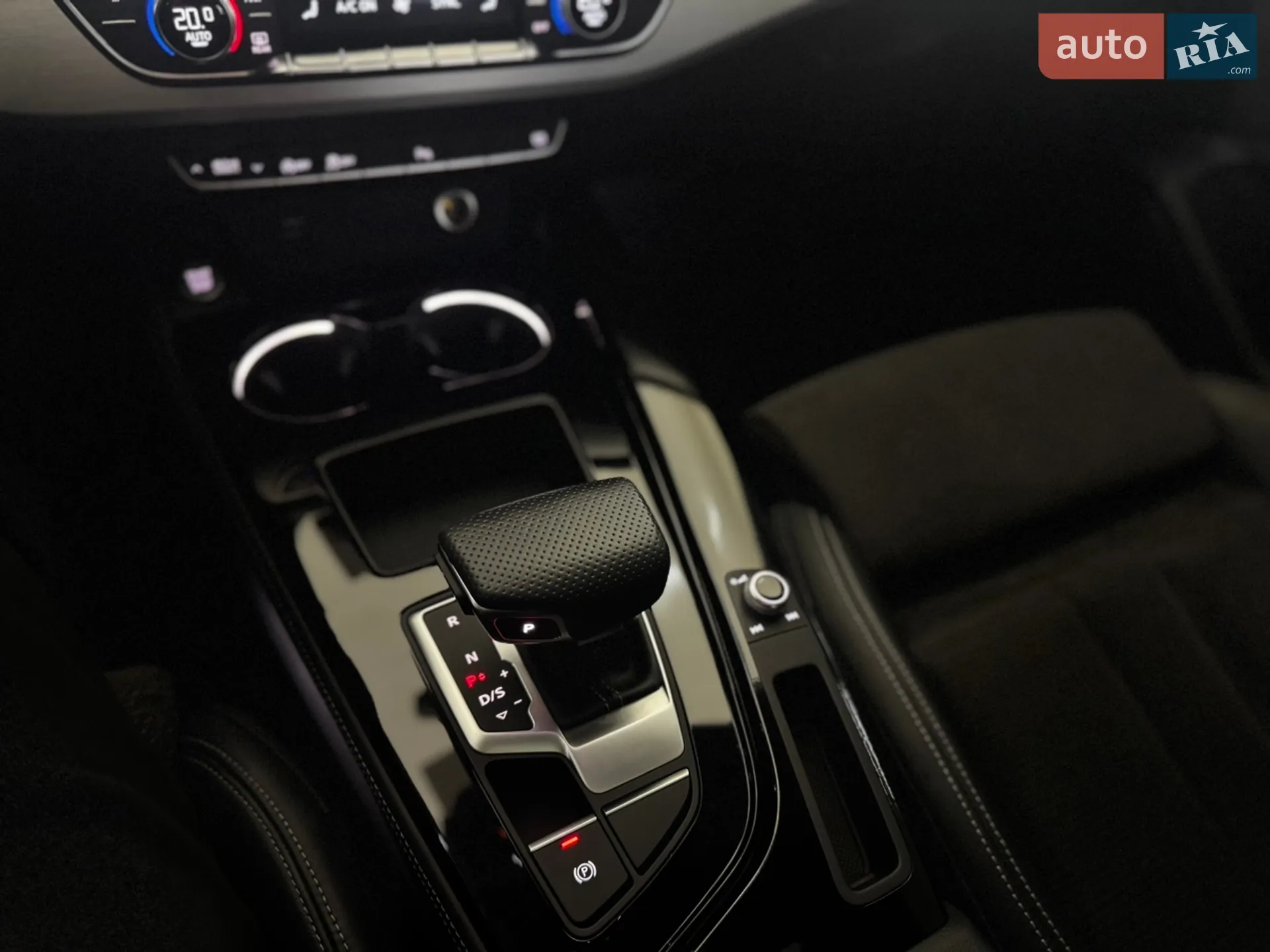 2020 Audi A4 - мініатюра 43