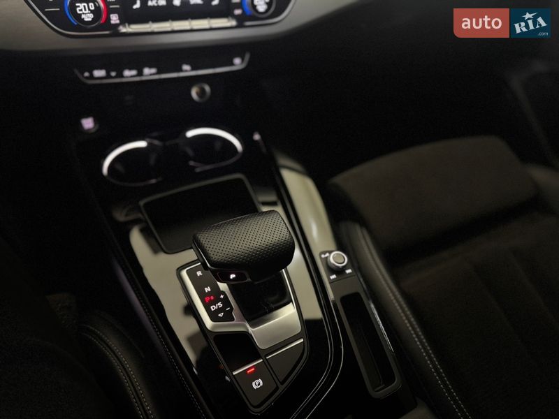 Седан Audi A4 2020 в Василькове