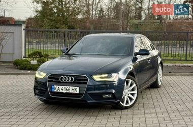 Седан Audi A4 2013 в Львове