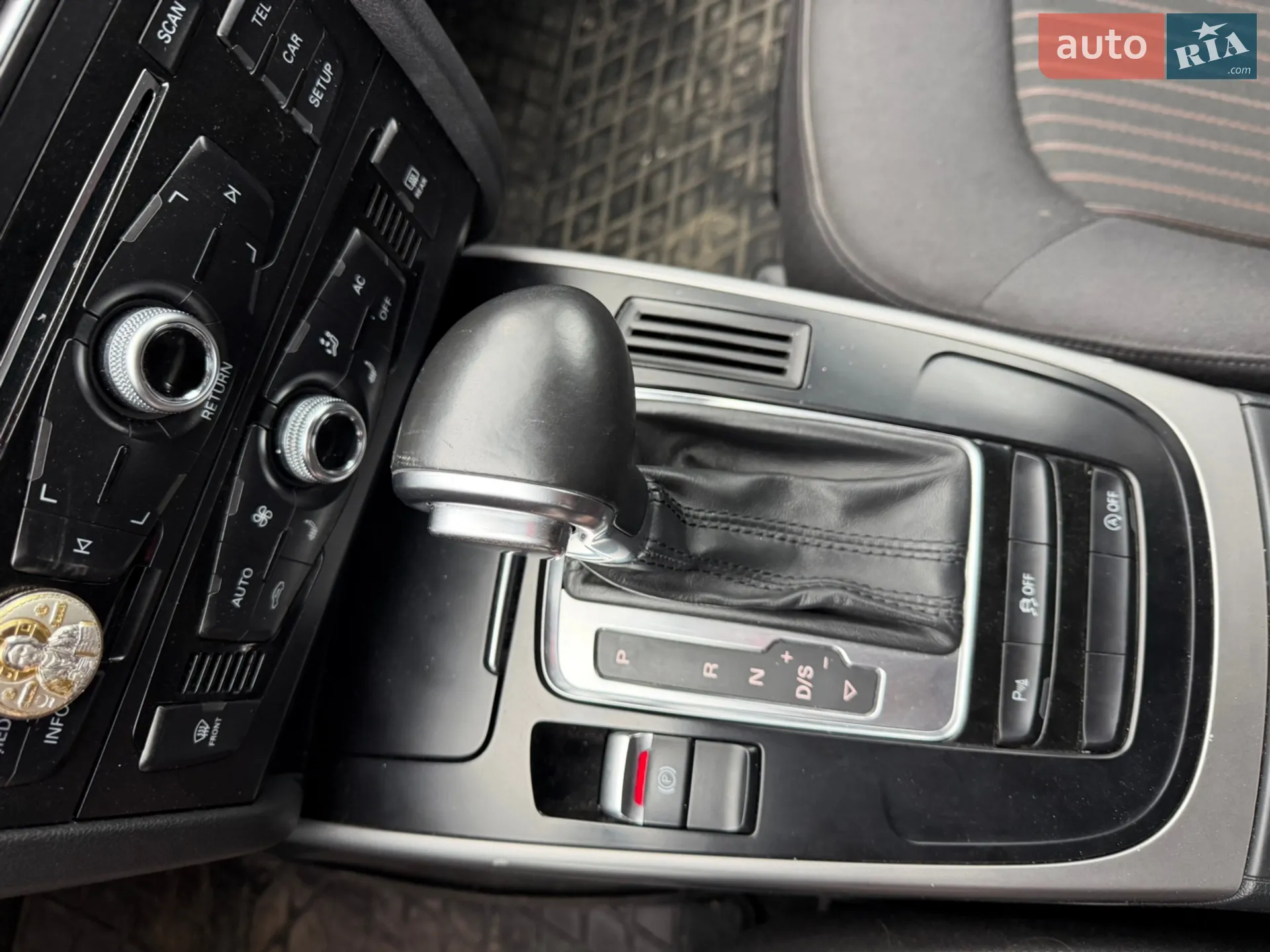 2013 Audi A4 - мініатюра 2