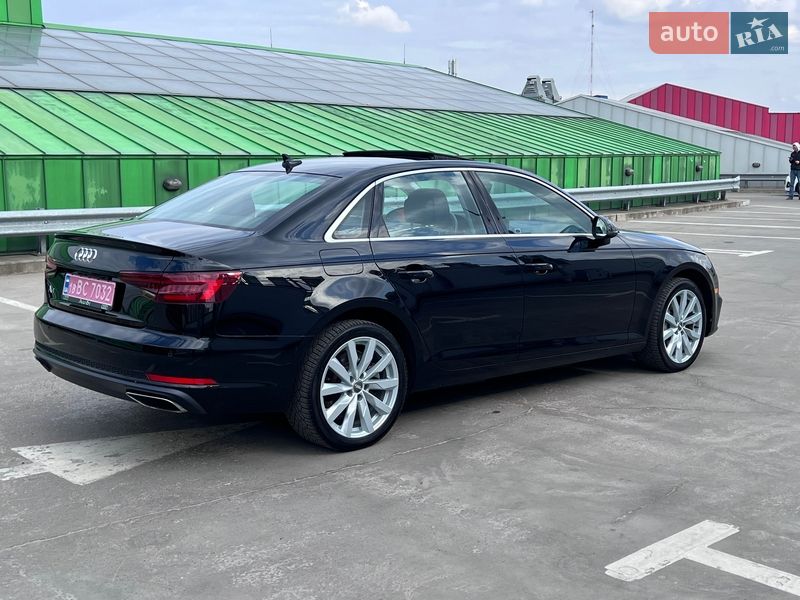 Седан Audi A4 2019 в Киеве