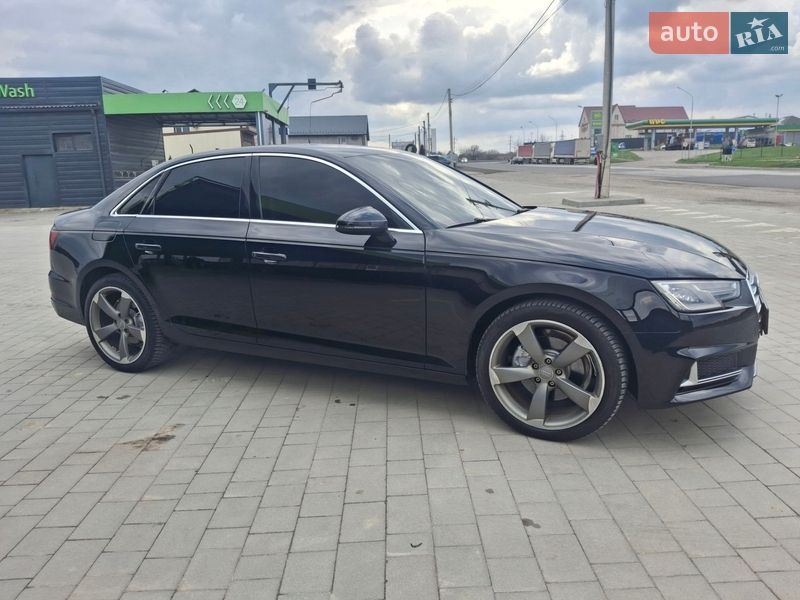 Седан Audi A4 2018 в Каменец-Подольском
