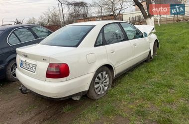 Седан Audi A4 1996 в Тячеве