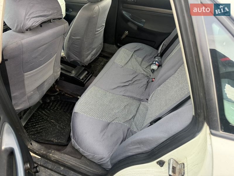 Седан Audi A4 1996 в Тячеві