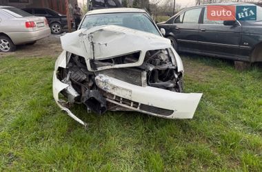 Седан Audi A4 1996 в Тячеве