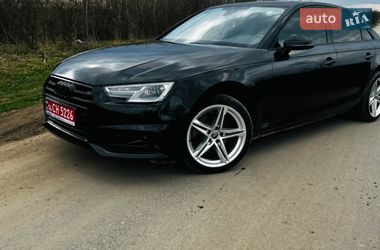 Седан Audi A4 2017 в Ивано-Франковске