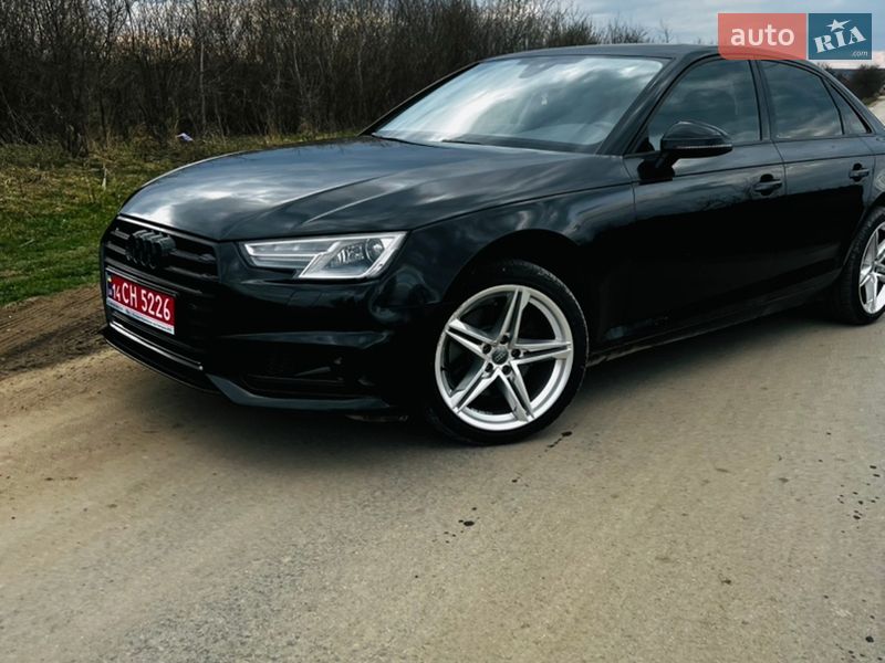 Седан Audi A4 2017 в Ивано-Франковске