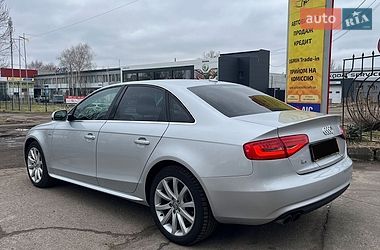 Седан Audi A4 2014 в Миколаєві