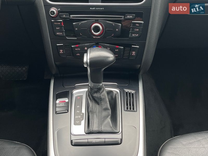 Седан Audi A4 2014 в Миколаєві