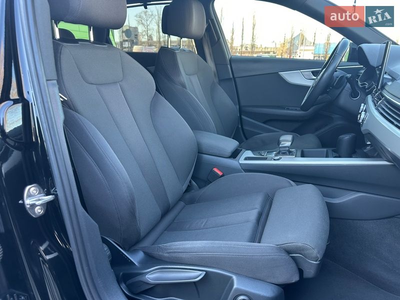 Універсал Audi A4 2020 в Києві
