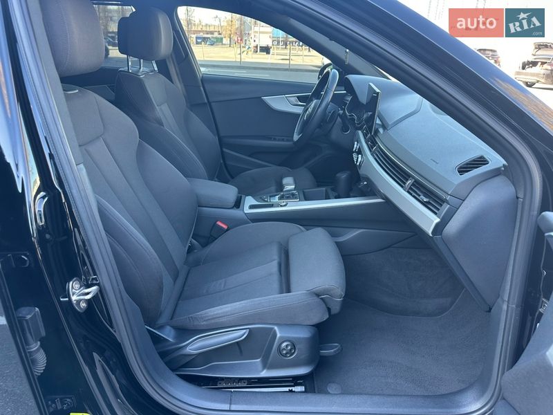 Універсал Audi A4 2020 в Києві