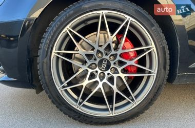 Седан Audi A4 2017 в Киеве