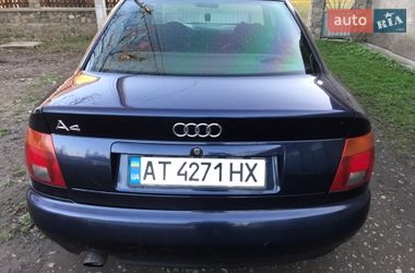 Седан Audi A4 1995 в Черновцах