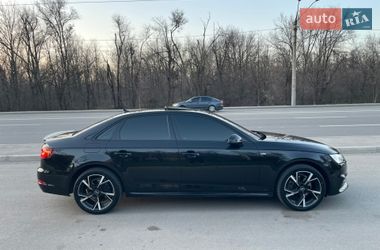 Седан Audi A4 2018 в Кривом Роге