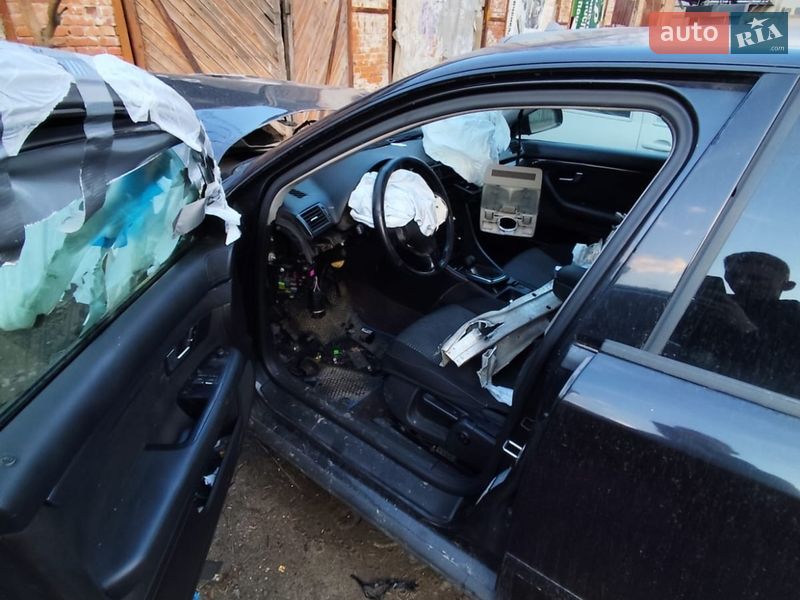Седан Audi A4 2001 в Сумах