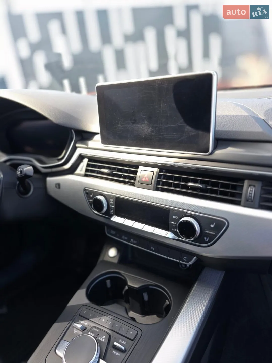 2016 Audi A4 - мініатюра 17