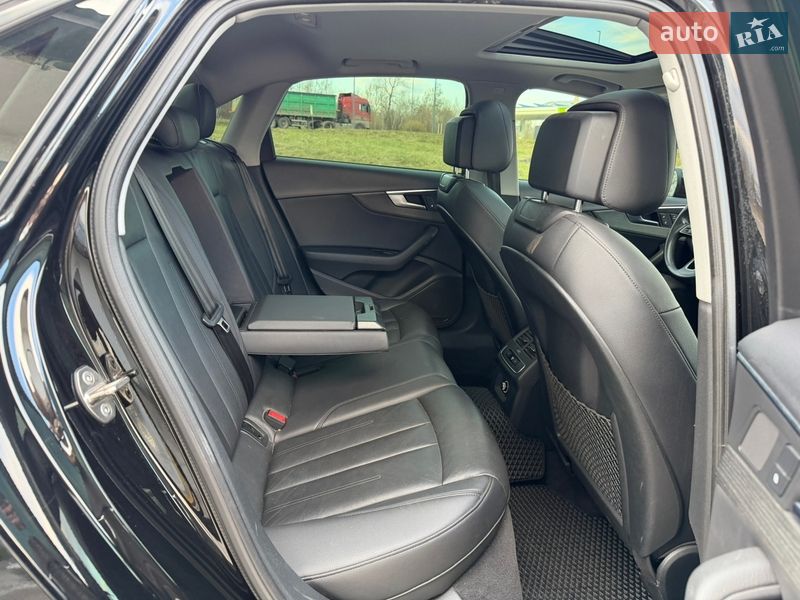 Седан Audi A4 2018 в Дрогобыче