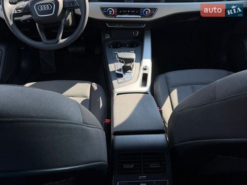 Универсал Audi A4 2019 в Южноукраинске