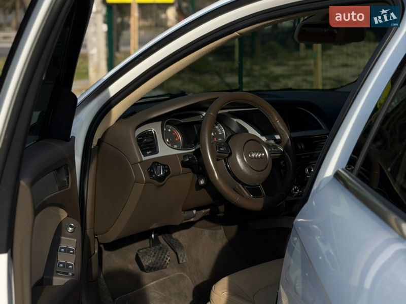 Седан Audi A4 2015 в Острозі фото 15 Седан Audi A4 2015 в Острозі