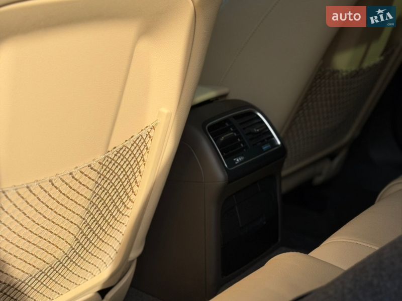Седан Audi A4 2015 в Острозі фото 29 Седан Audi A4 2015 в Острозі