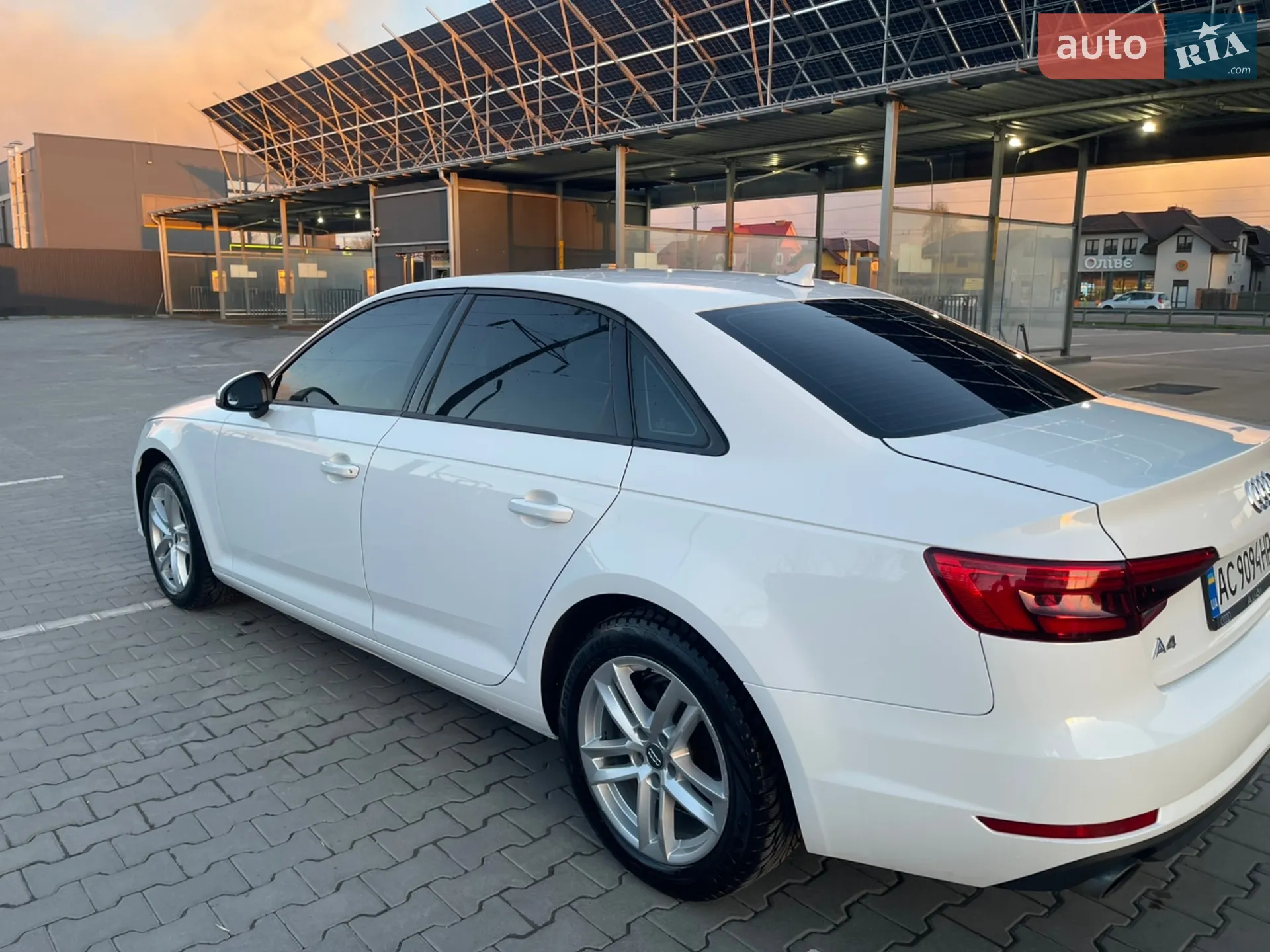 2017 Audi A4 - мініатюра 7