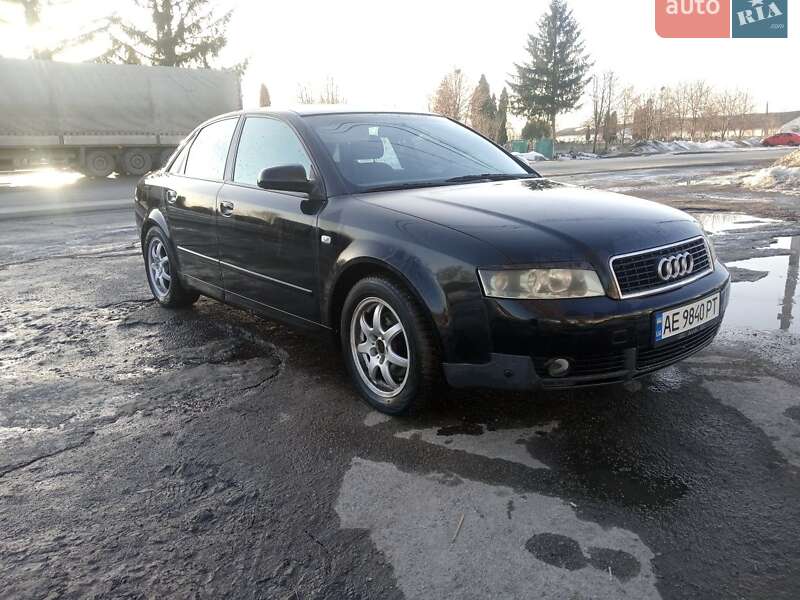Седан Audi A4 2002 в Сквире