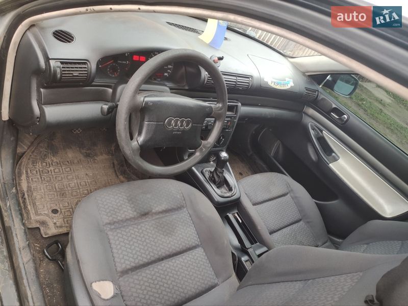 Седан Audi A4 1997 в Конотопе