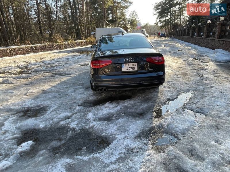 Седан Audi A4 2013 в Киеве