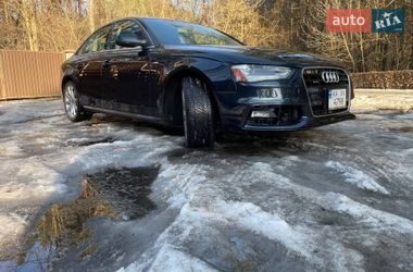 Седан Audi A4 2013 в Киеве