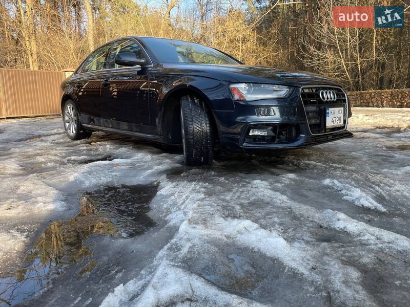 Седан Audi A4 2013 в Киеве